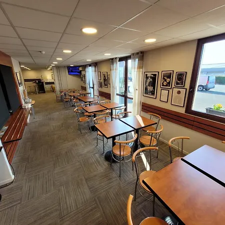 ホテル Braucol Brens